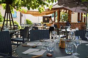 Bistrot de Pays_La Guinguette_Val-de-Virieu.JPG Bistrot de Pays © La Guinguette