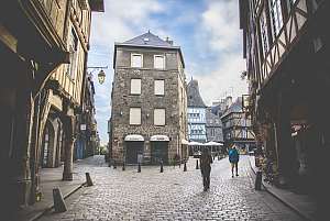 dinan.jpg