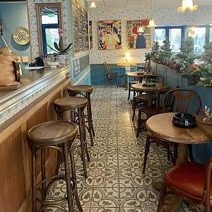 Au Comestible La Batie-Montgascon4.jpg