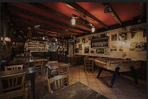 Chez Janine (3).jpg